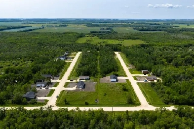 LAKE WINNIPEG BUILDING LOTS Image# 1