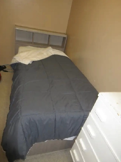 $750.00 SPECIAL=APARTMENT, SUITE, IN REAR GARAGE Image# 1