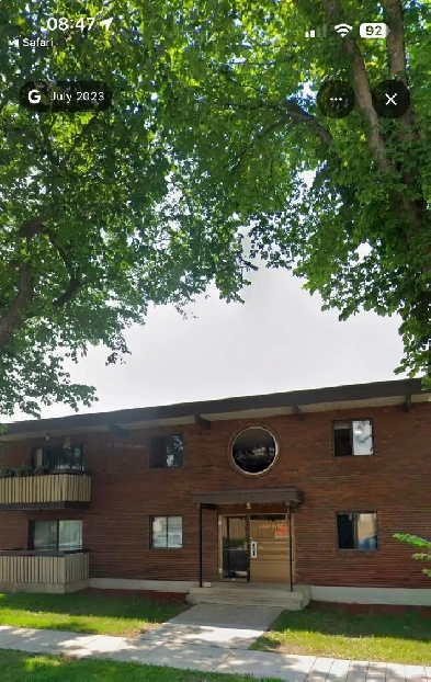 SPACIOUS AND COZY 2 BEDROOMS IN KING EDWARD-BONNIE DOON Image# 1
