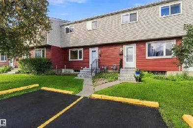 FULLY RENOVATED 3 bed / 2 bath townhouse - 160 Habitat CR NW Image# 1