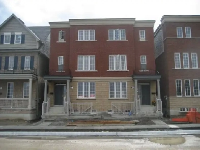 ★ Student Room for Rent ★ York University Village Image# 1