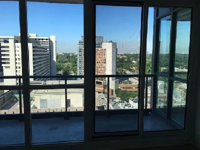 1 Bed Condo, Yonge and Eglinton, 5 minutes walk to subway Image# 1