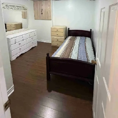 Room for Rent available NOW SCARBOROUGH Image# 1