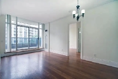 Spacious & Bright 2 Bed, 2 Bath Condo for rent in North York Image# 1