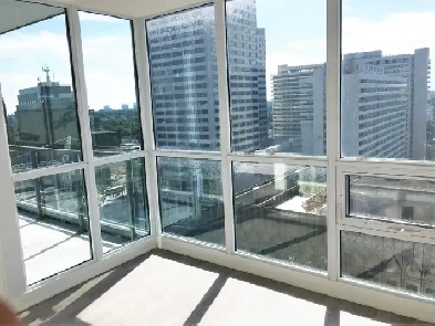 1 Bed Condo, Yonge and Eglinton, 5 minutes walk to subway Image# 1