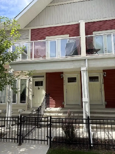 Townhouse for Rent Auburn Bay Image# 1