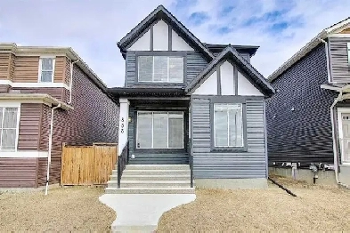 $2,100 |Evanston 3-Bed   Bonus Room |Private Yard |Garage Option Image# 1
