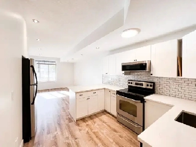 Bright 2-Bed Walkout | South Calgary | Marda Loop Image# 1