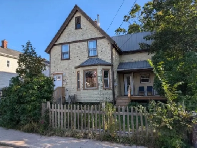 4 bedroom house for rent downtown Charlottetown. Image# 1